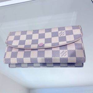Louis Vuitton Azur Emilie Wallet in Rose Ballerine.